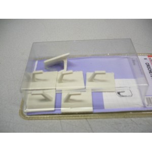 crochet adhésif plastique blanc rectangle 28 x 20 mm 6 pièces 3127960015008